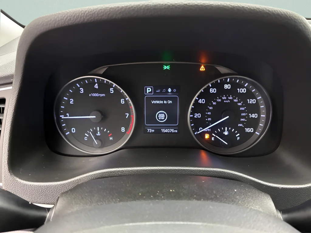 Used 2017 Quartz White Pearl Hyundai Value Edition image 15