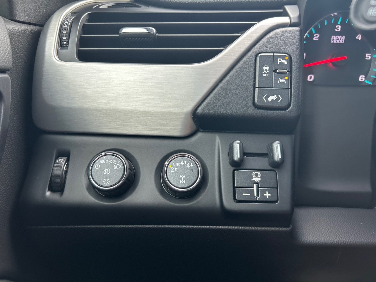 Used 2018 ONYX BLACK GMC SLT image 14