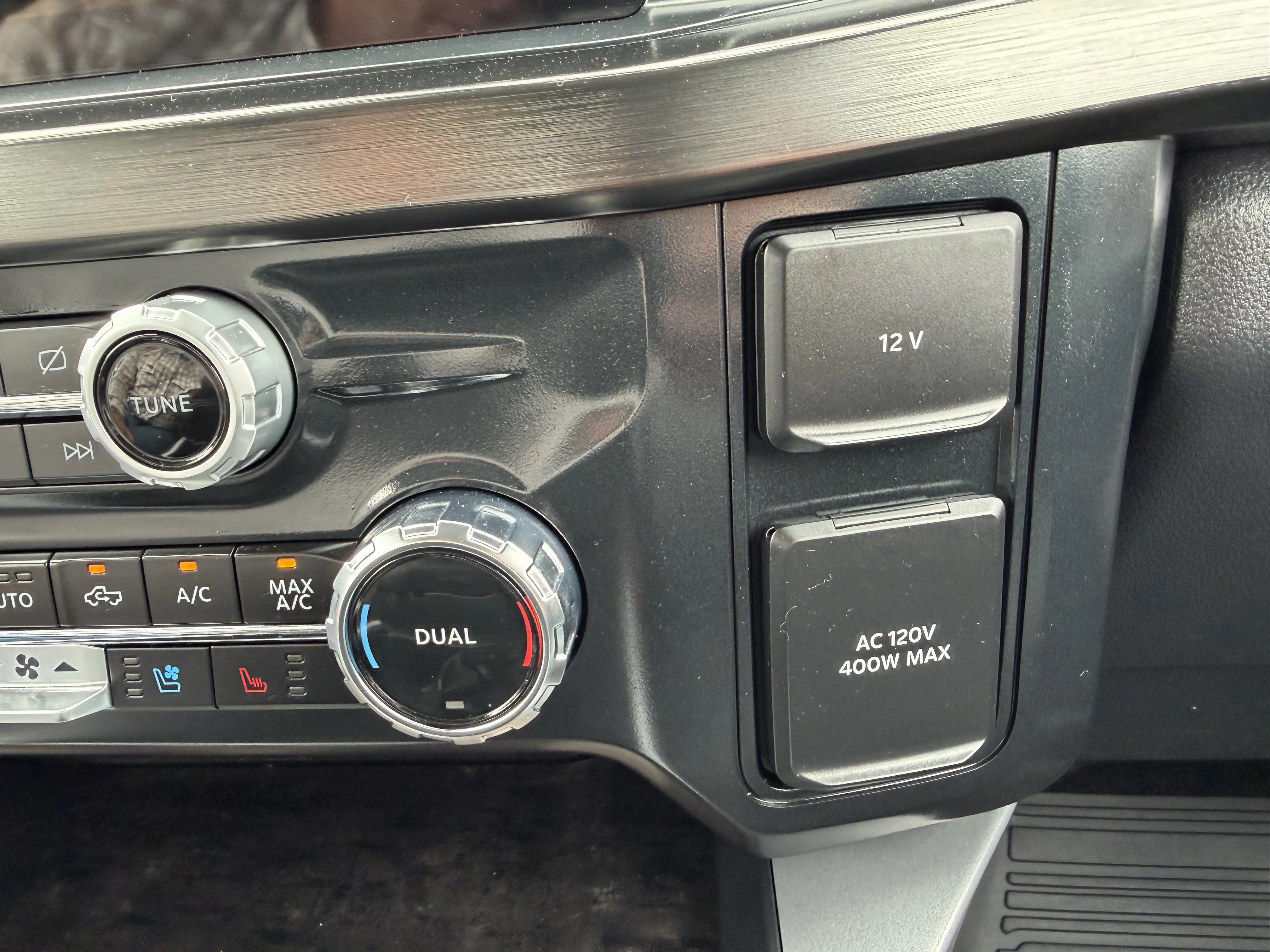Used 2024 Blue Ford LARIAT image 22