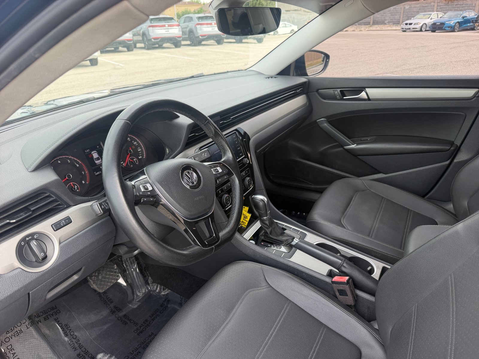 Used 2020 Tourmaline Blue Metallic Volkswagen 2.0T SE image 22