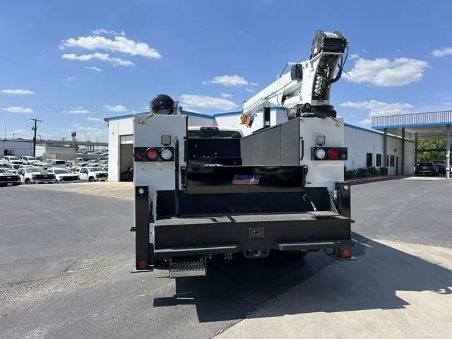 New 2024 Summit White Chevrolet Work Truck image 21