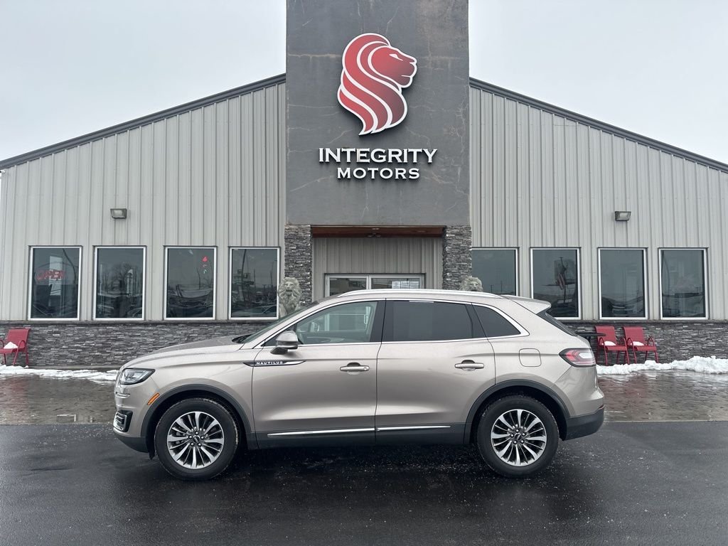 2020 Lincoln Nautilus Base