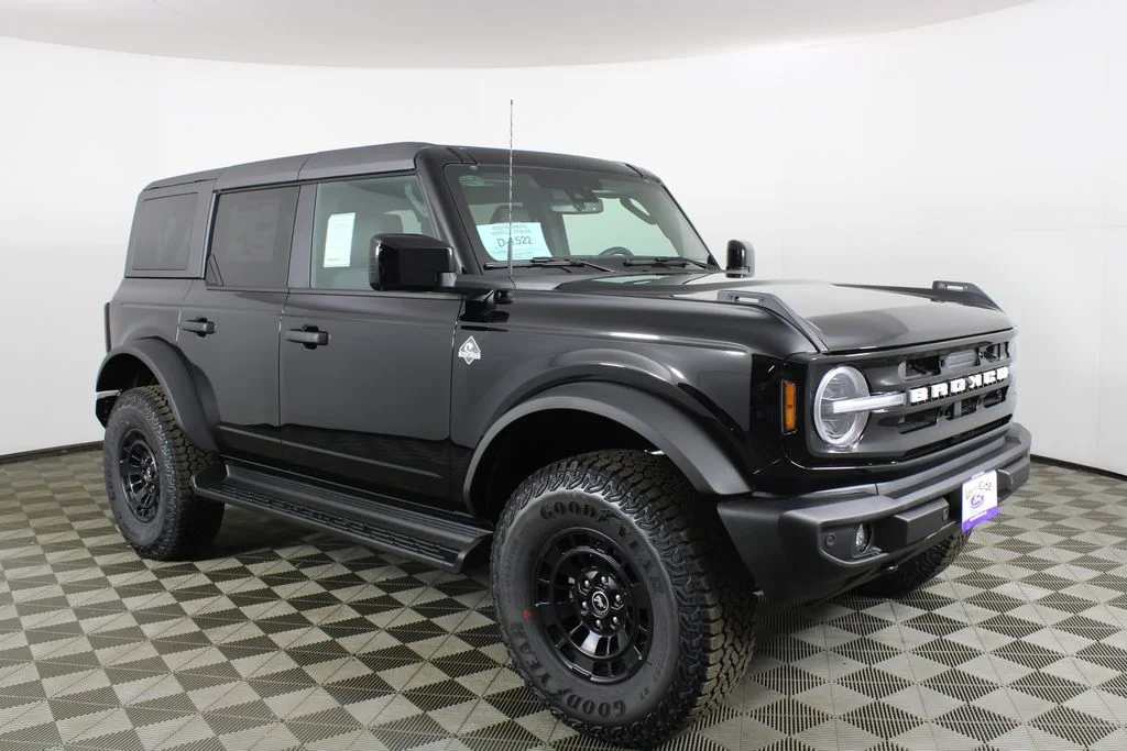 2026 Ford Bronco Outer Banks 4x4's photo