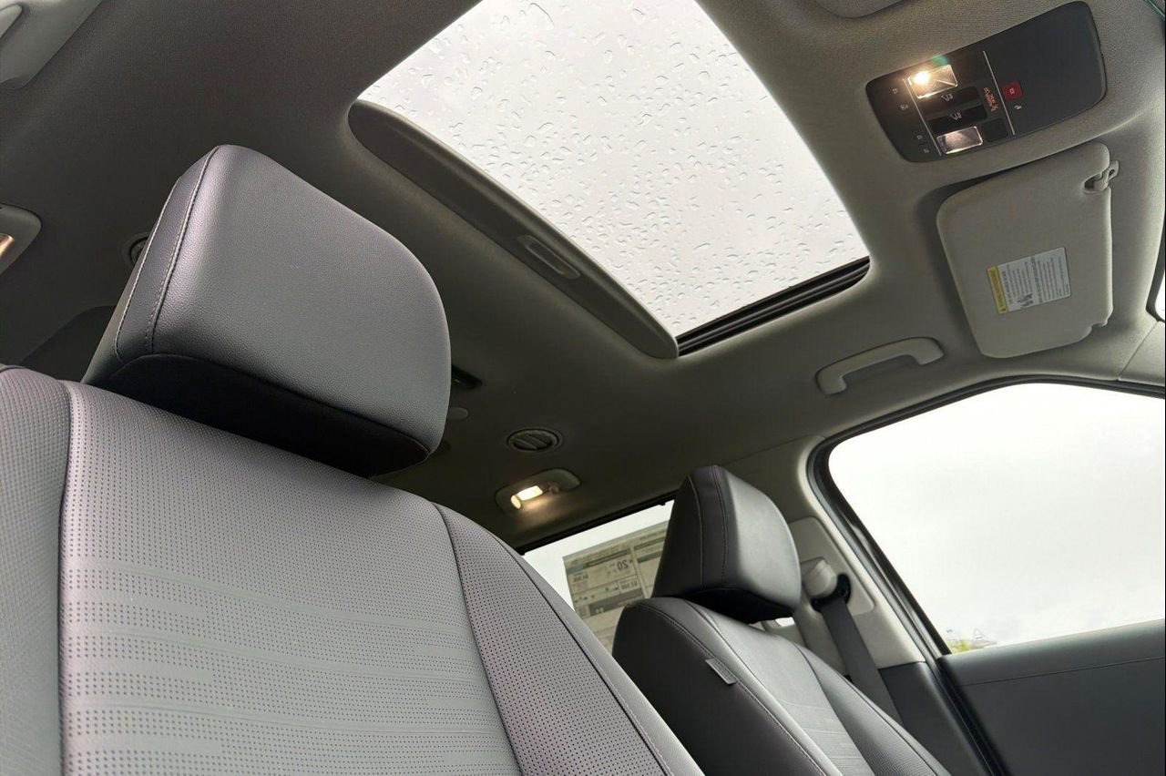 New 2026 Silver Hyundai Limited AWD image 17