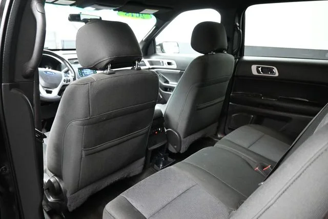 Used 2015 Black Ford XLT image 16