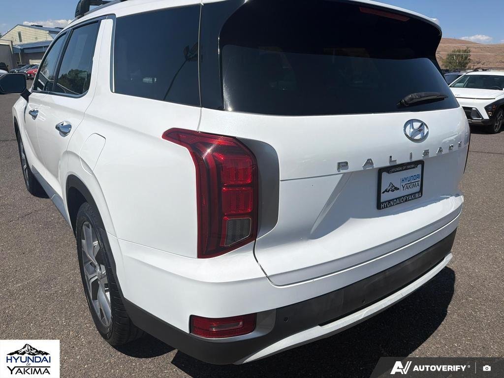 Used 2020 Hyper White Hyundai SEL image 11