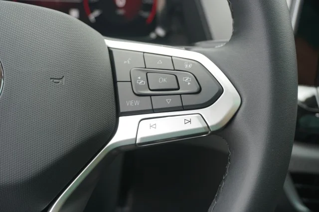 New 2024  Volkswagen 2.0T Peak Edition SEL image 24