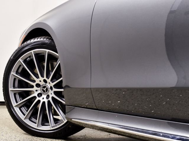 New 2026 MANUFAKTUR Graphite Metallic Mercedes-Benz S 580 image 64