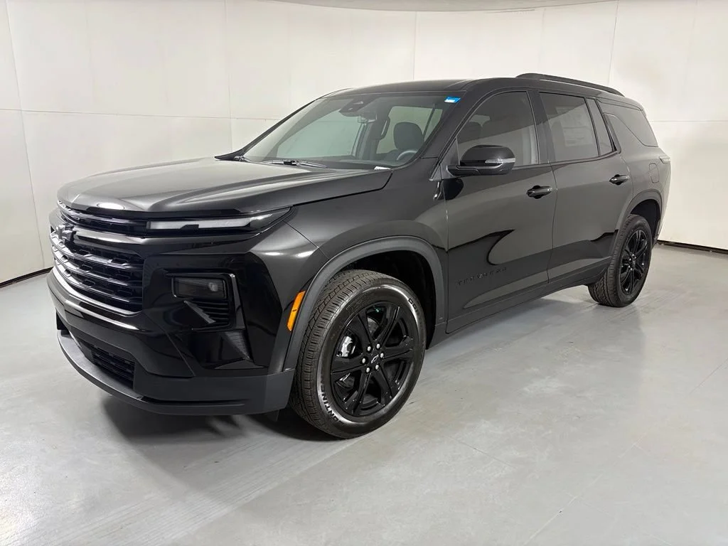 New 2027 Mosaic Black Metallic Chevrolet LT image 5