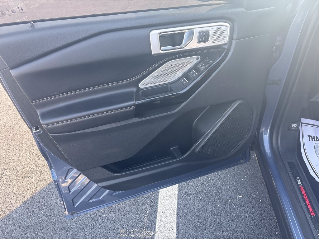 Used 2021 Blue Ford ST image 11