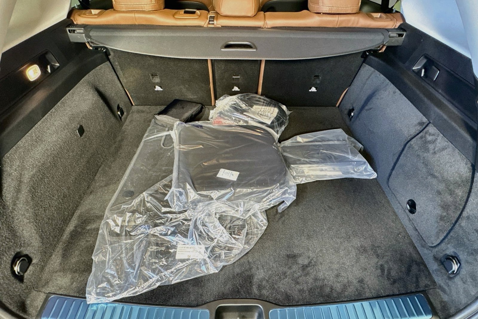 New 2026 Polar White Mercedes-Benz GLE 450e image 24