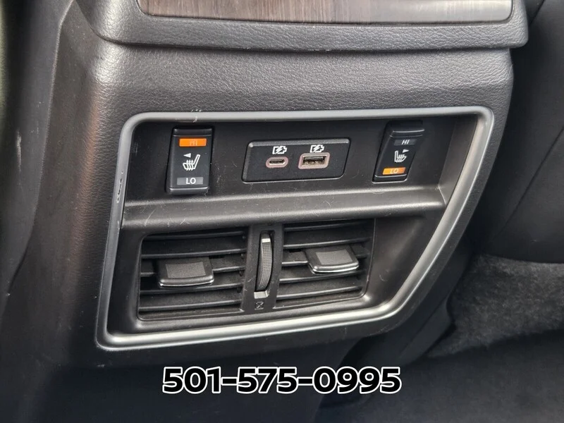 Used 2021 Scarlet NISSAN FWD PLATINUM image 12