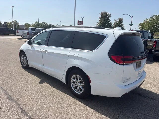 Used 2022 White Chrysler Touring L image 5