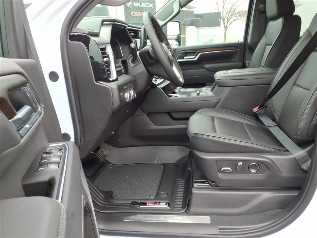 2026 GMC Sierra 3500HD Denali - Photo 21