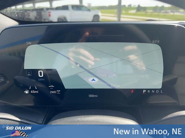 2027 Chevrolet Equinox LT - Photo 10