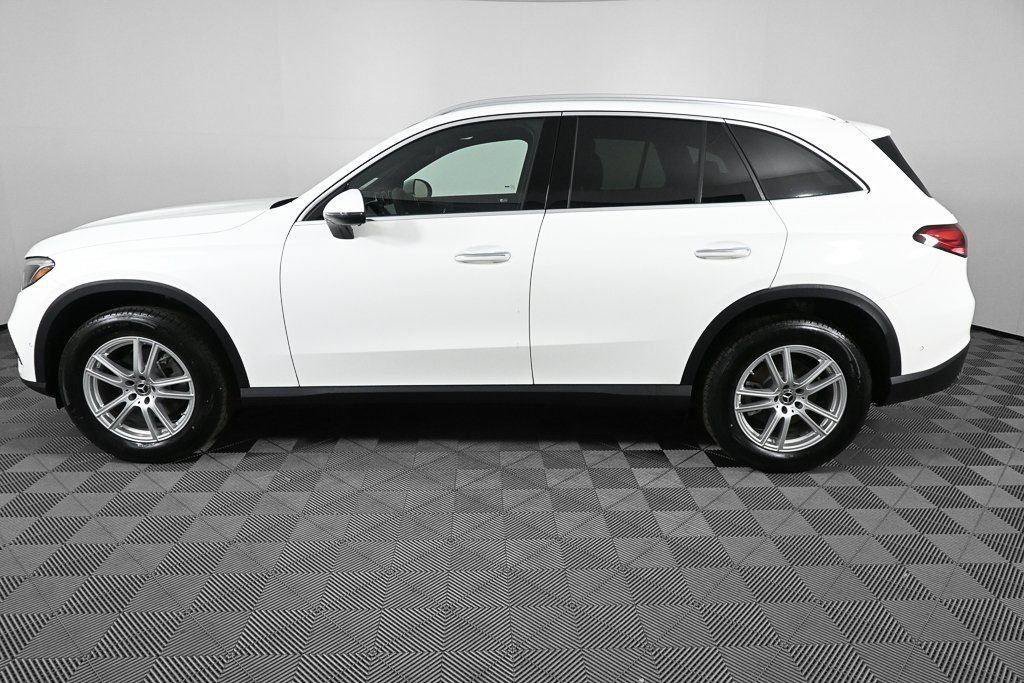 2025 Mercedes-Benz GLC Base - Photo 36