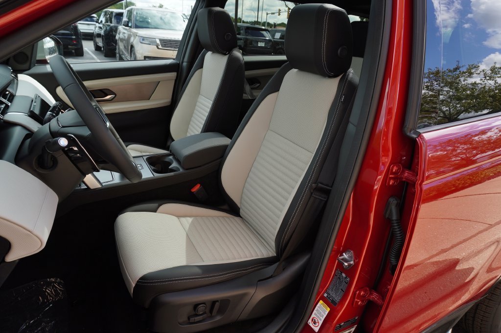 New 2026 Firenze Red Land Rover Landmark image 13