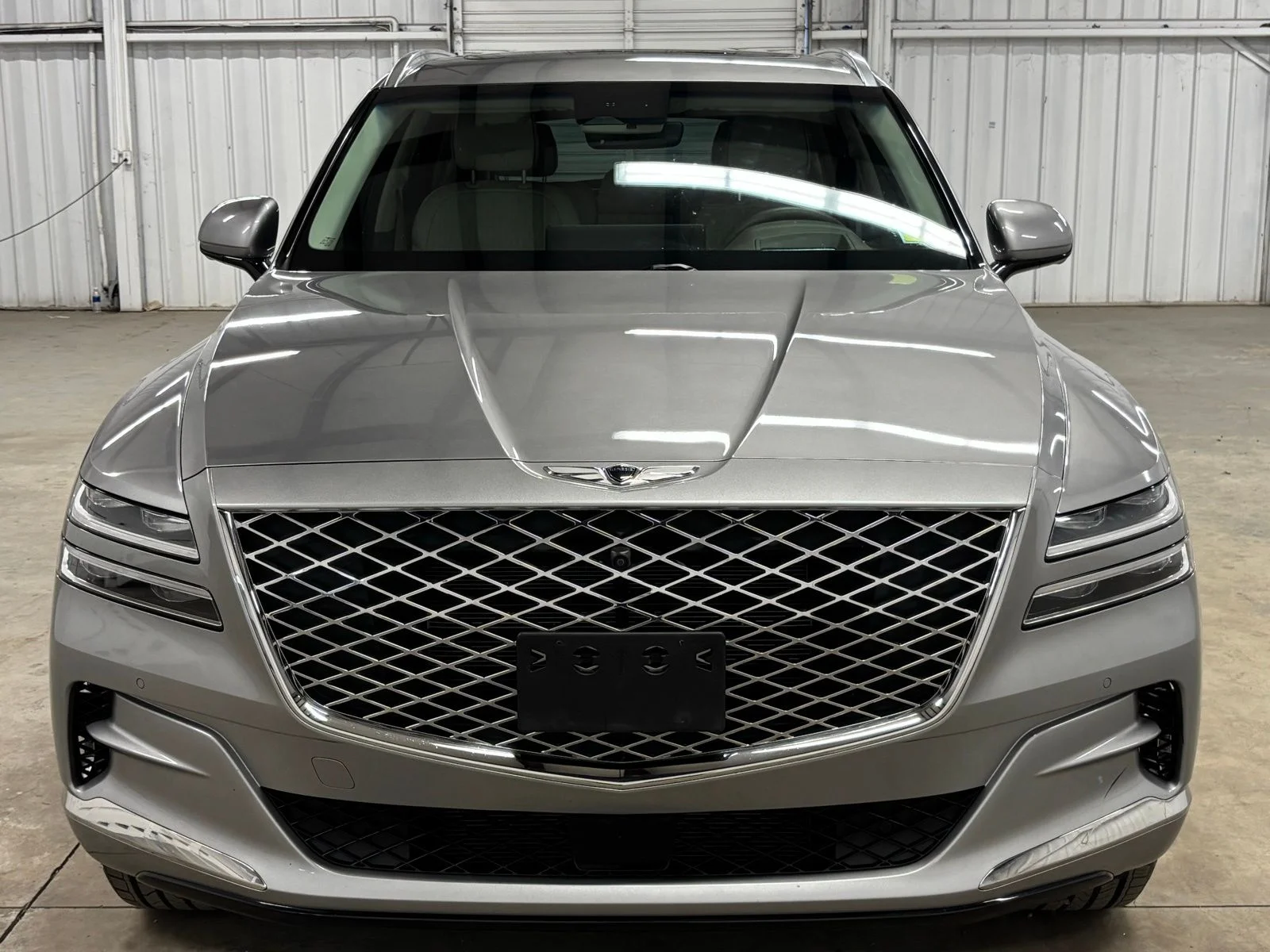 Used 2023 Silver Genesis 2.5T image 3