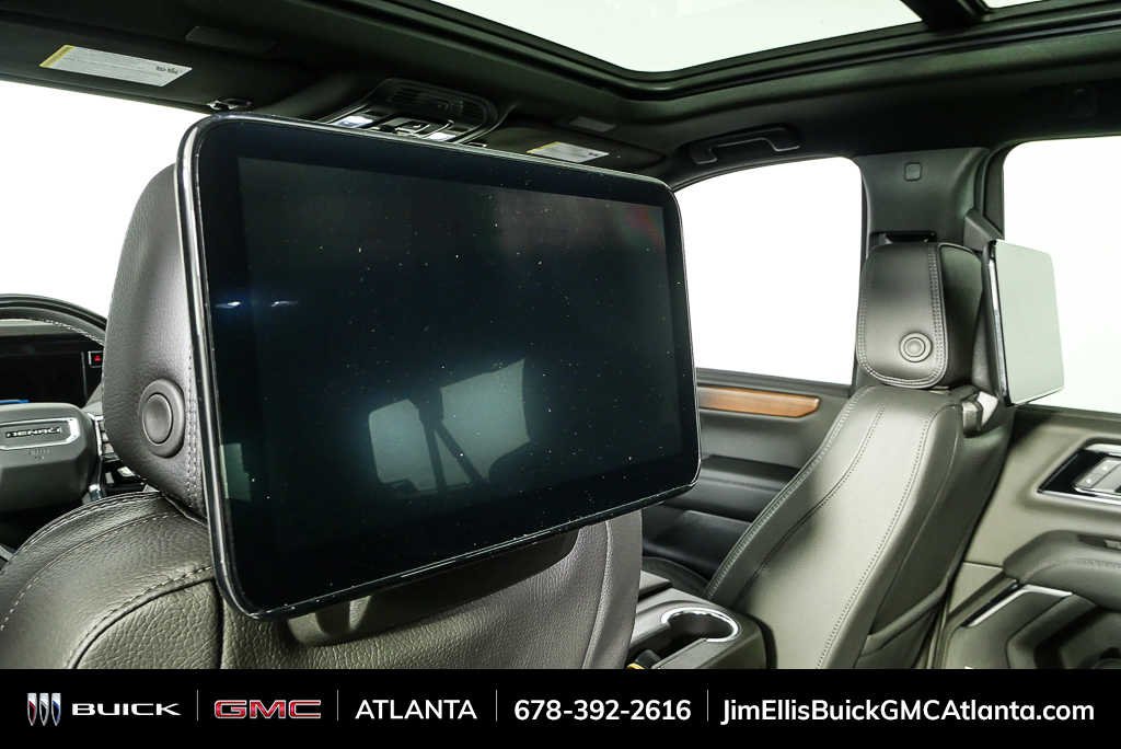 2026 GMC Yukon XL Denali - Photo 20