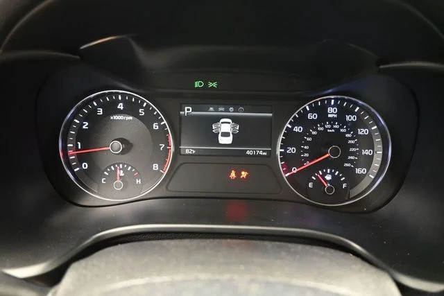 Used 2024 Gray Kia LXS image 17