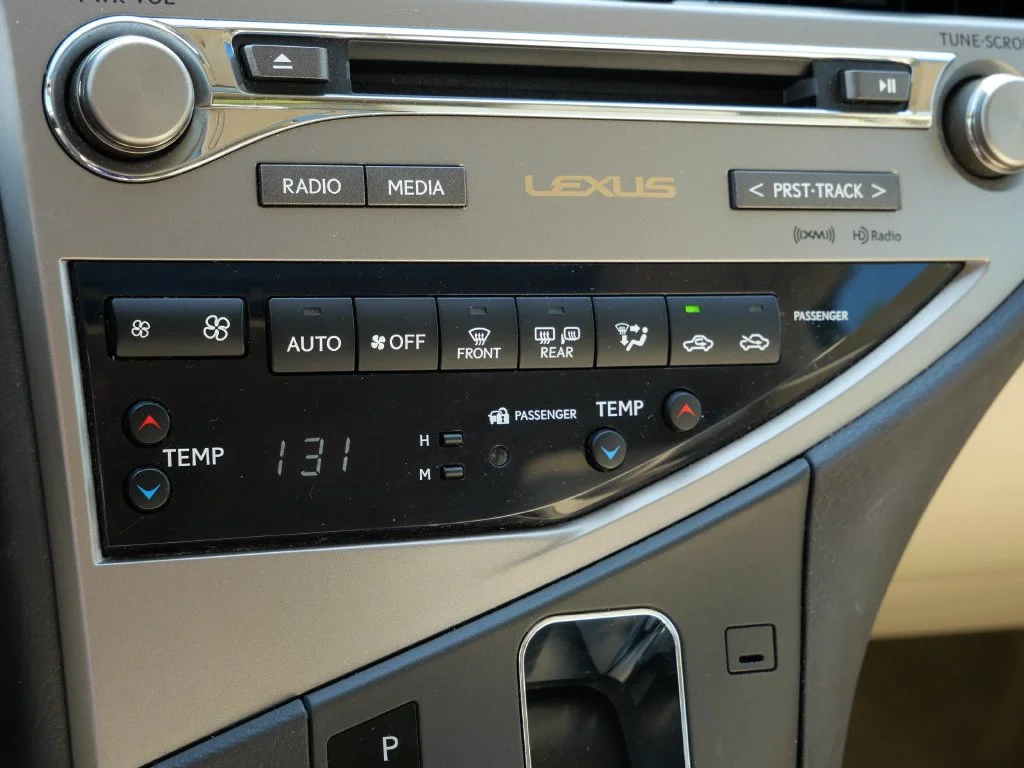 Used 2013  Lexus 350 image 24