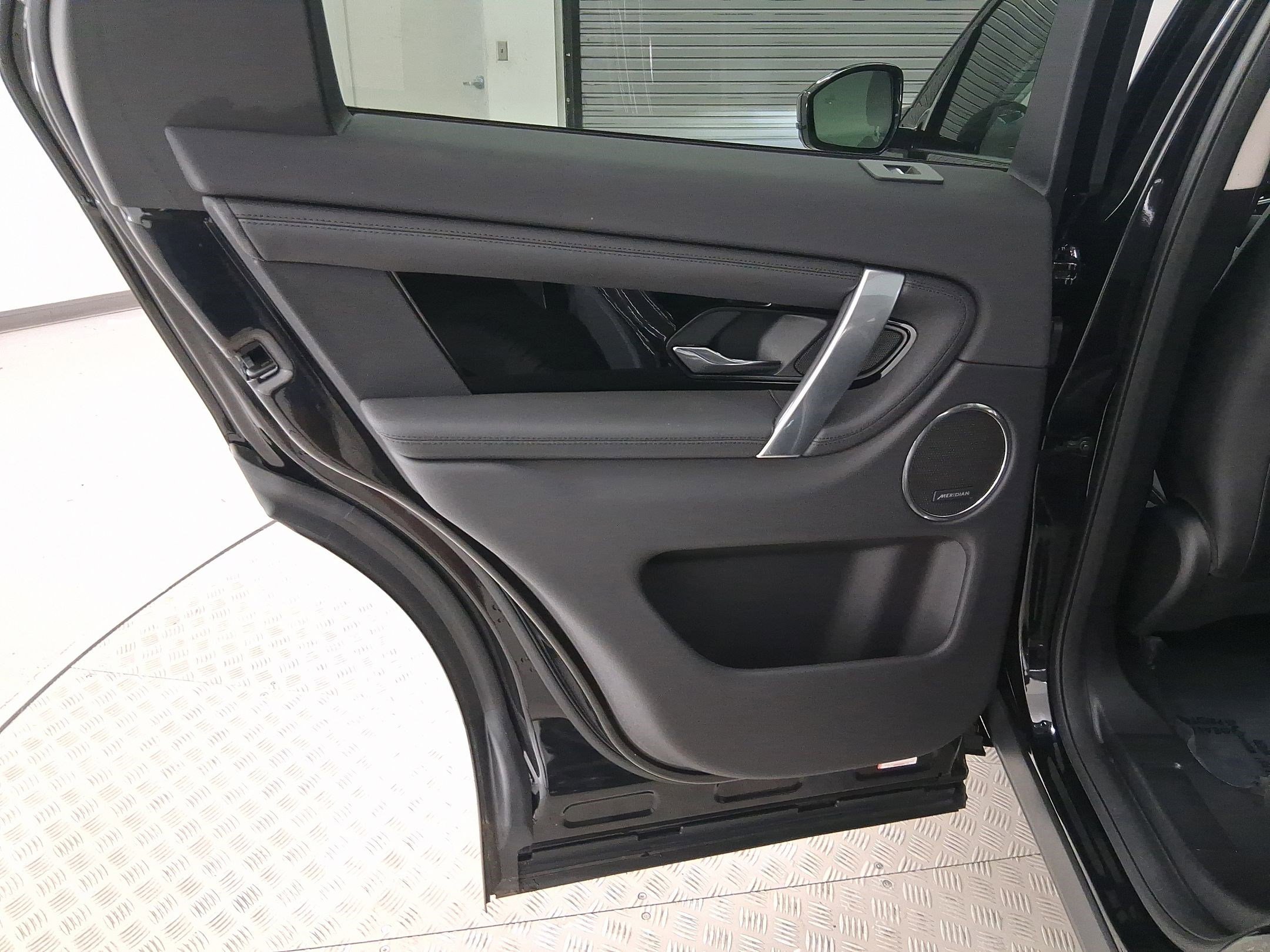 2025 Land Rover Discovery Sport S - Photo 29