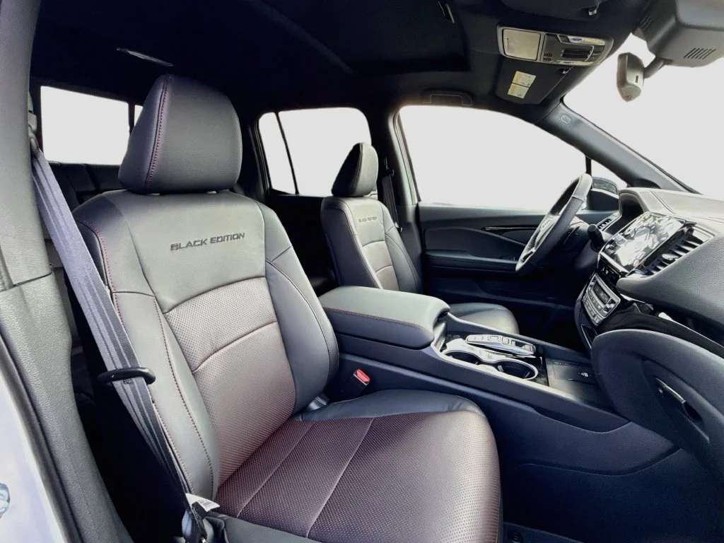 New 2026 Platinum White Pearl Honda Black Edition image 33