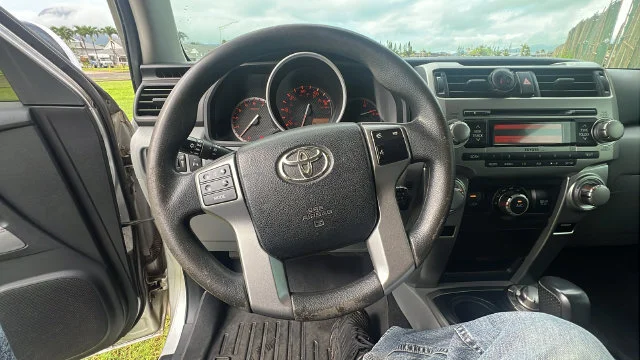 Used 2013 Silver Toyota Limited image 16