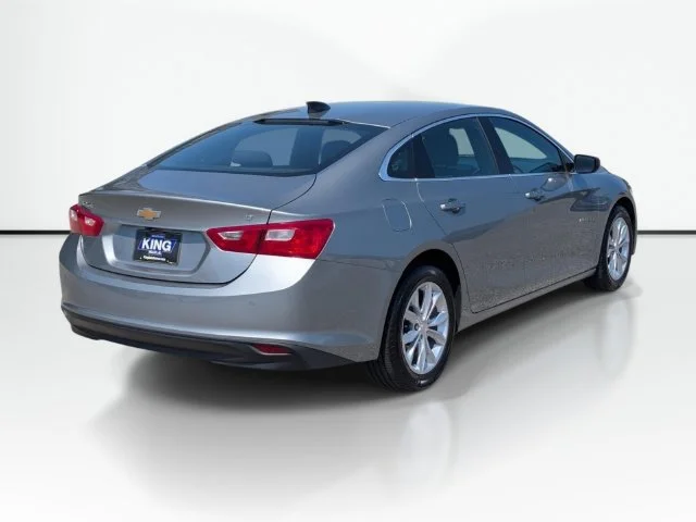 Used 2024 Gray Chevrolet LT image 7