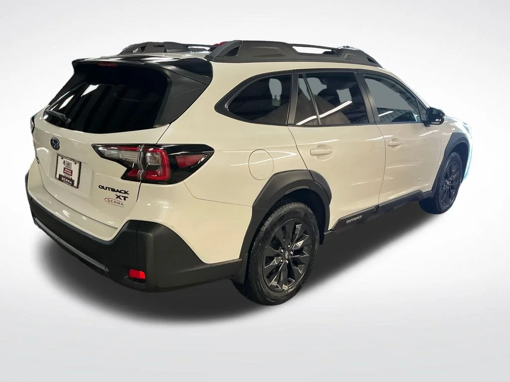 Used 2023 White Subaru Onyx Edition XT image 6