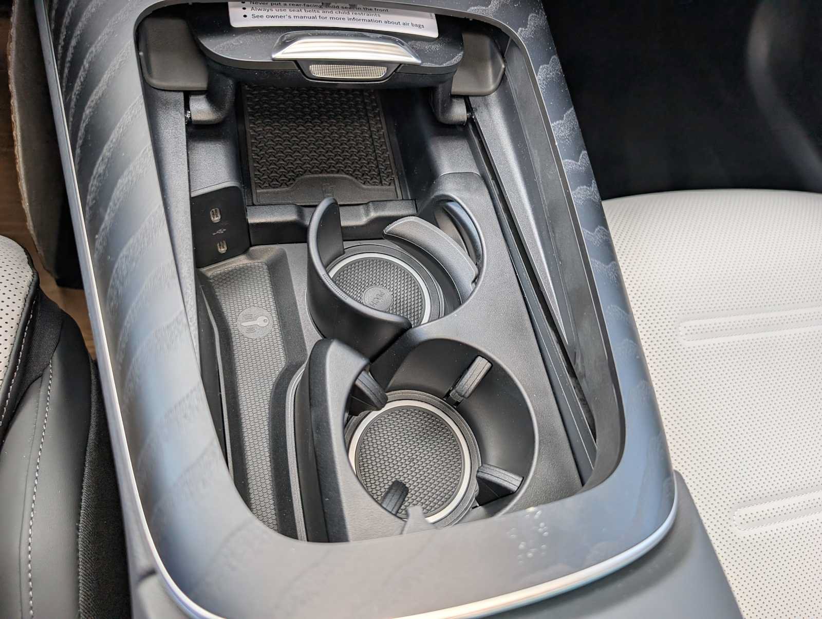 New 2027 MANUFAKTUR Moonlight White Metallic Mercedes-Benz AMG® E 53 Hybrid Sedan image 20