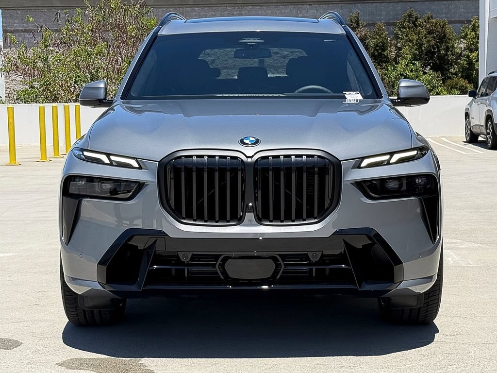 New 2027 Skyscraper Grey Metallic BMW xDrive40i image 2