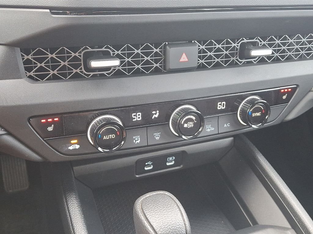 2025 Honda Accord SE - Photo 17