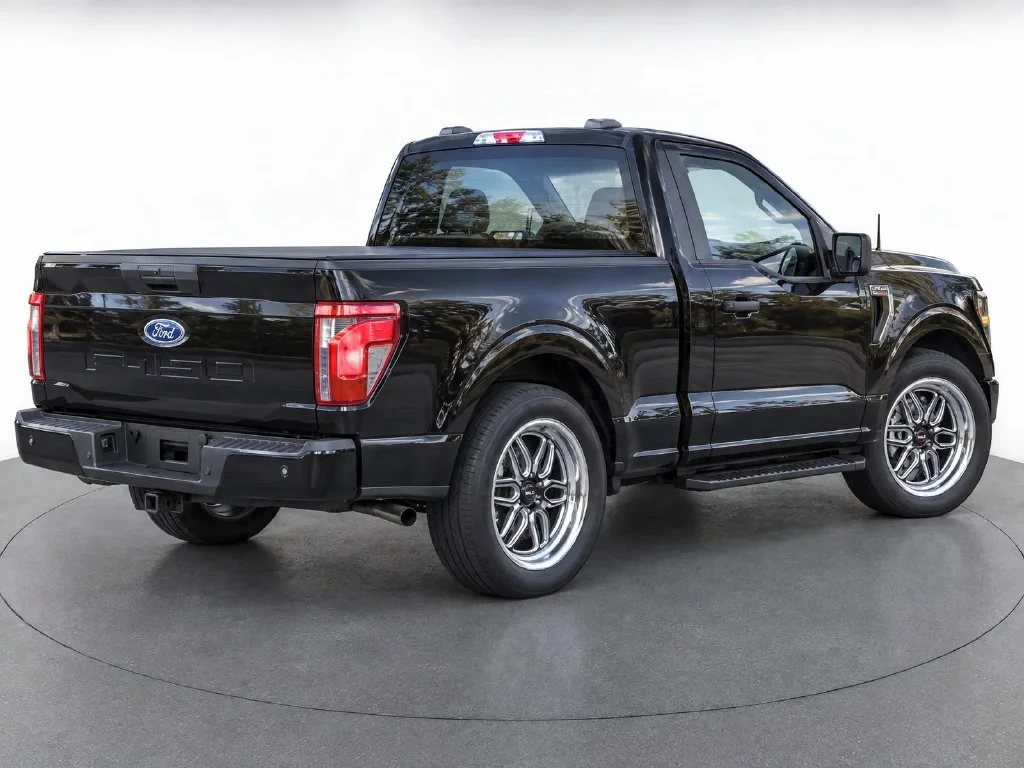 Used 2025 Black Ford XL image 5
