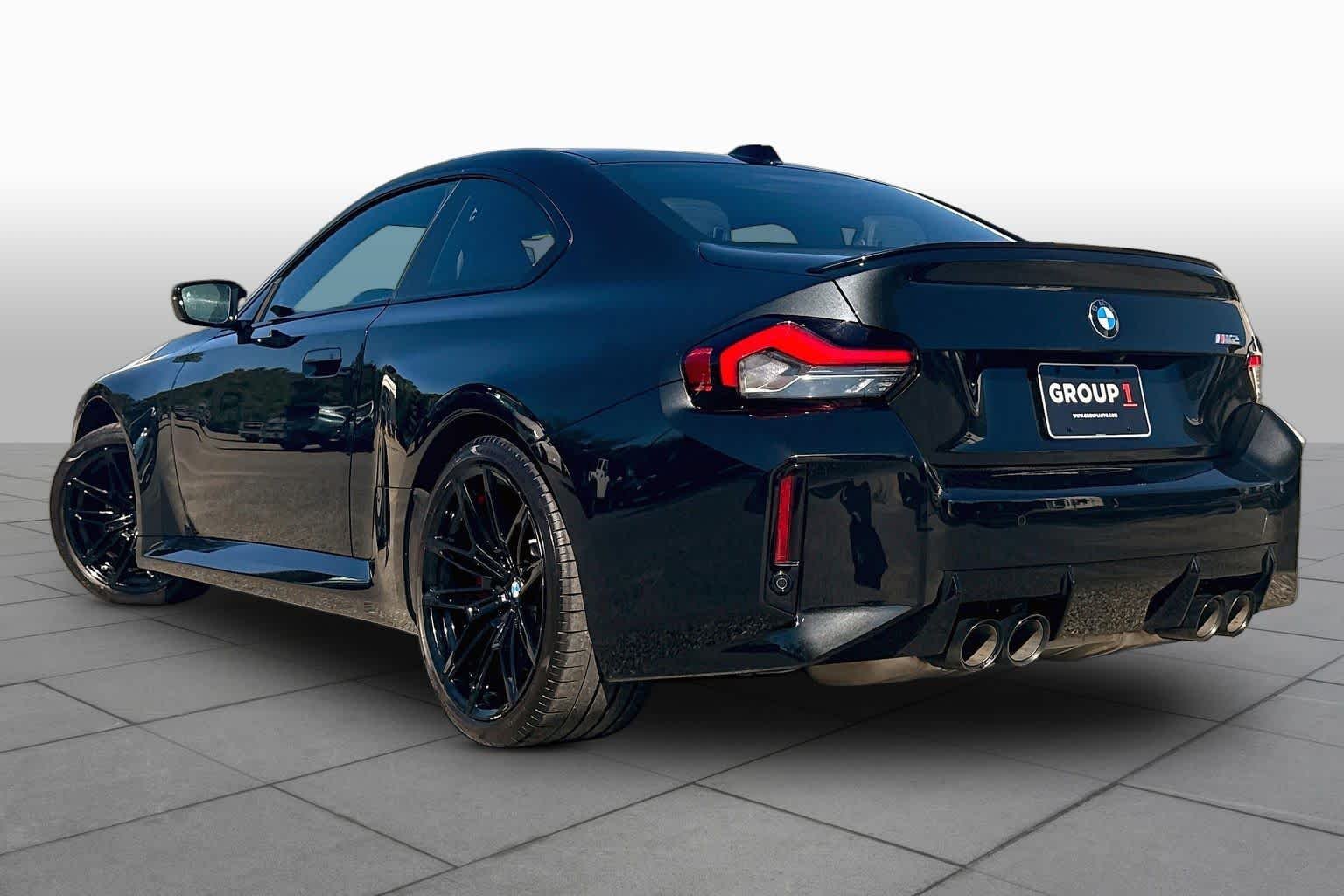 Used 2023 Black Sapphire Metallic BMW  image 10