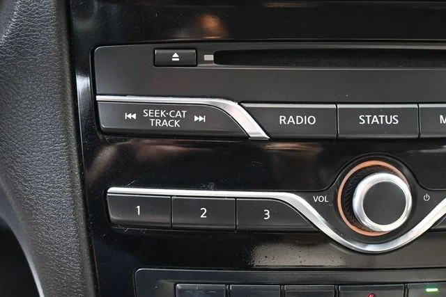 Used 2018 Black INFINITI ESSENTIAL image 27