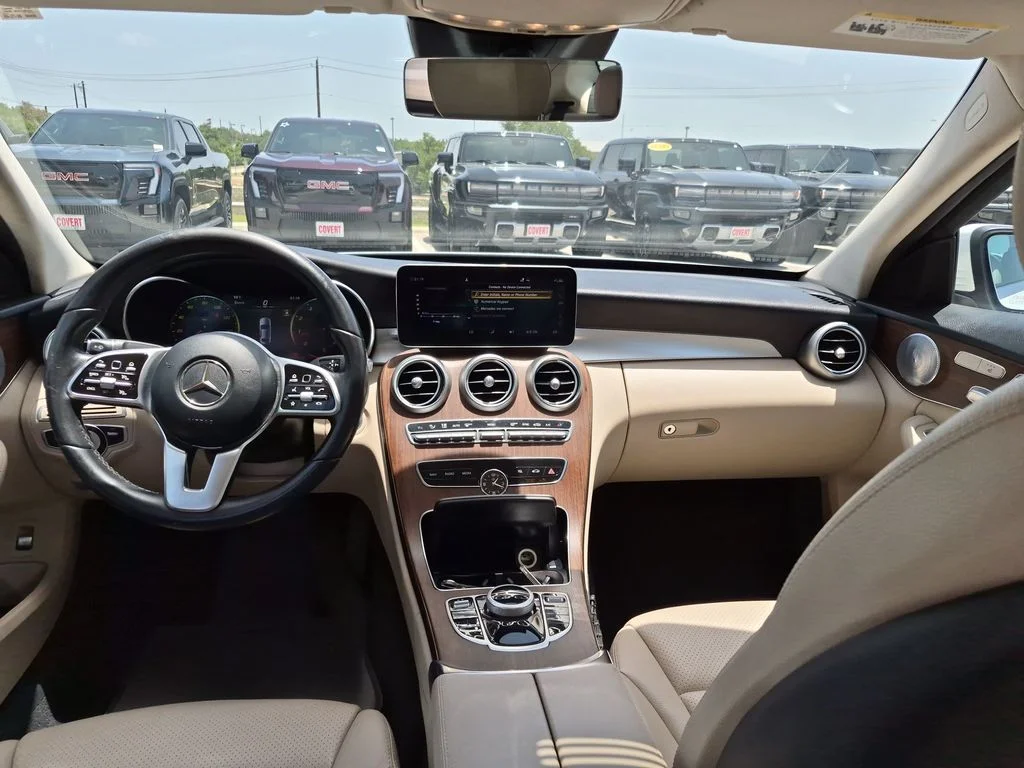 Used 2021  Mercedes-Benz C 300 image 30