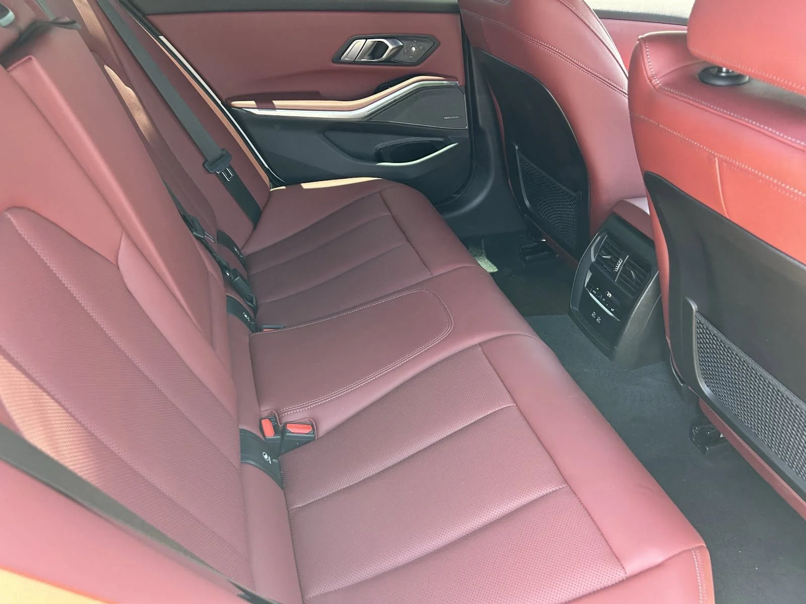 2023 BMW 3 Series 330i - Photo 18