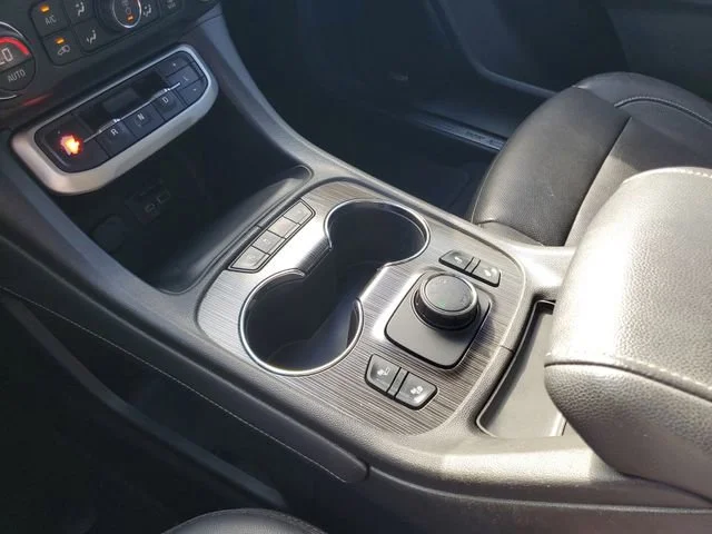 Used 2020 Carbon Black Metallic GMC SLT image 19