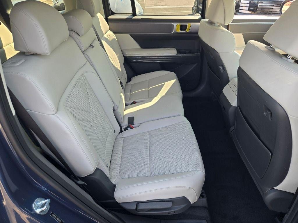 New 2027 Blue Hyundai SEL AWD image 10