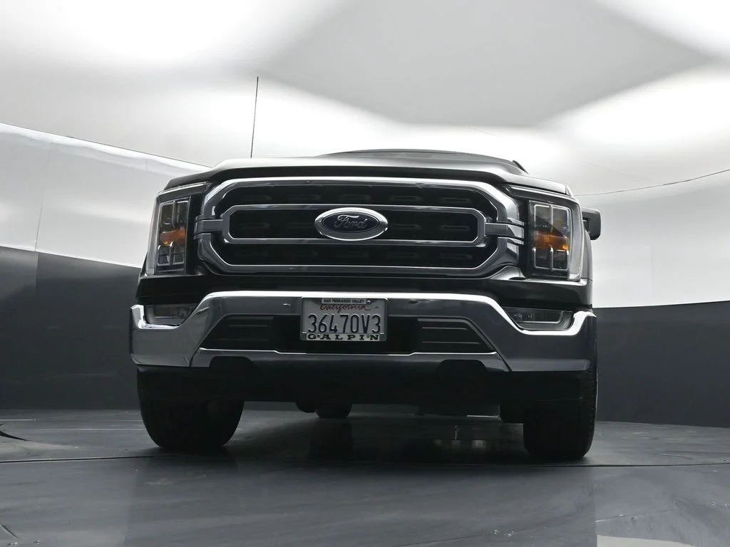Used 2023 Black Ford XLT image 43