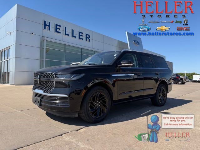 2025 Lincoln Navigator Reserve 4WD's photo