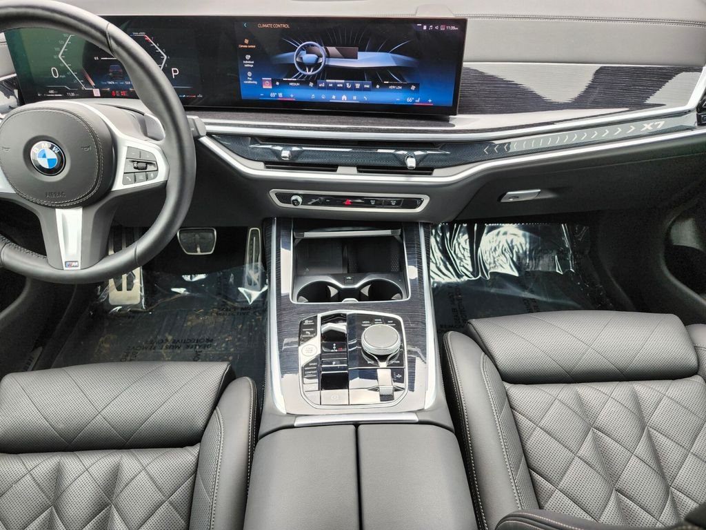 Used 2024 Black BMW xDrive40i image 15