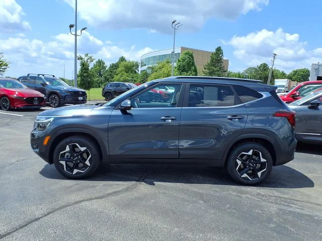 Used 2024 Gray Kia EX image 25