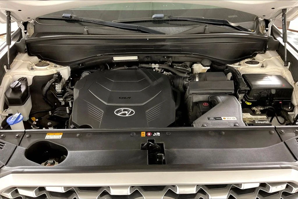 Used 2021 White Hyundai SEL image 9