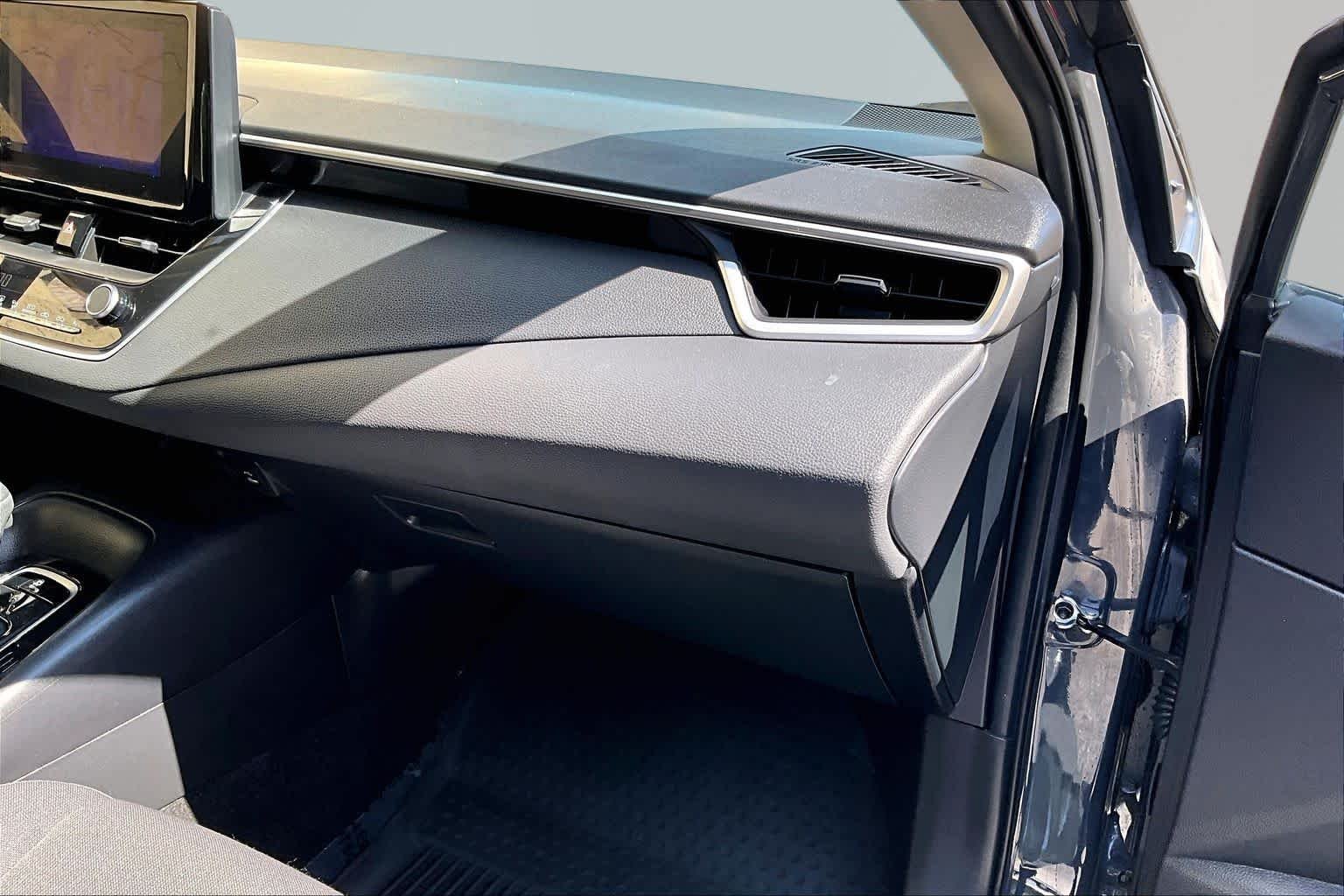 Used 2023 Underground Toyota LE image 19