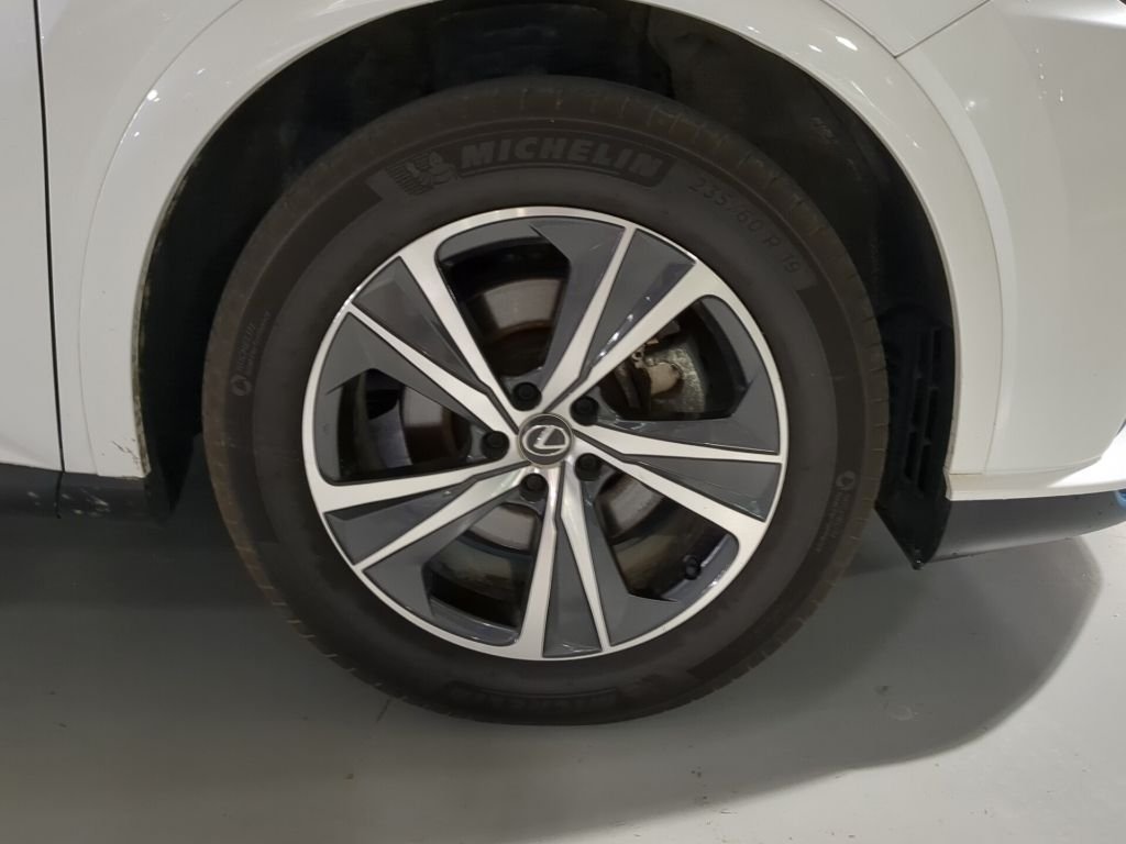 Certified Used 2023 White Lexus 350 Premium image 5