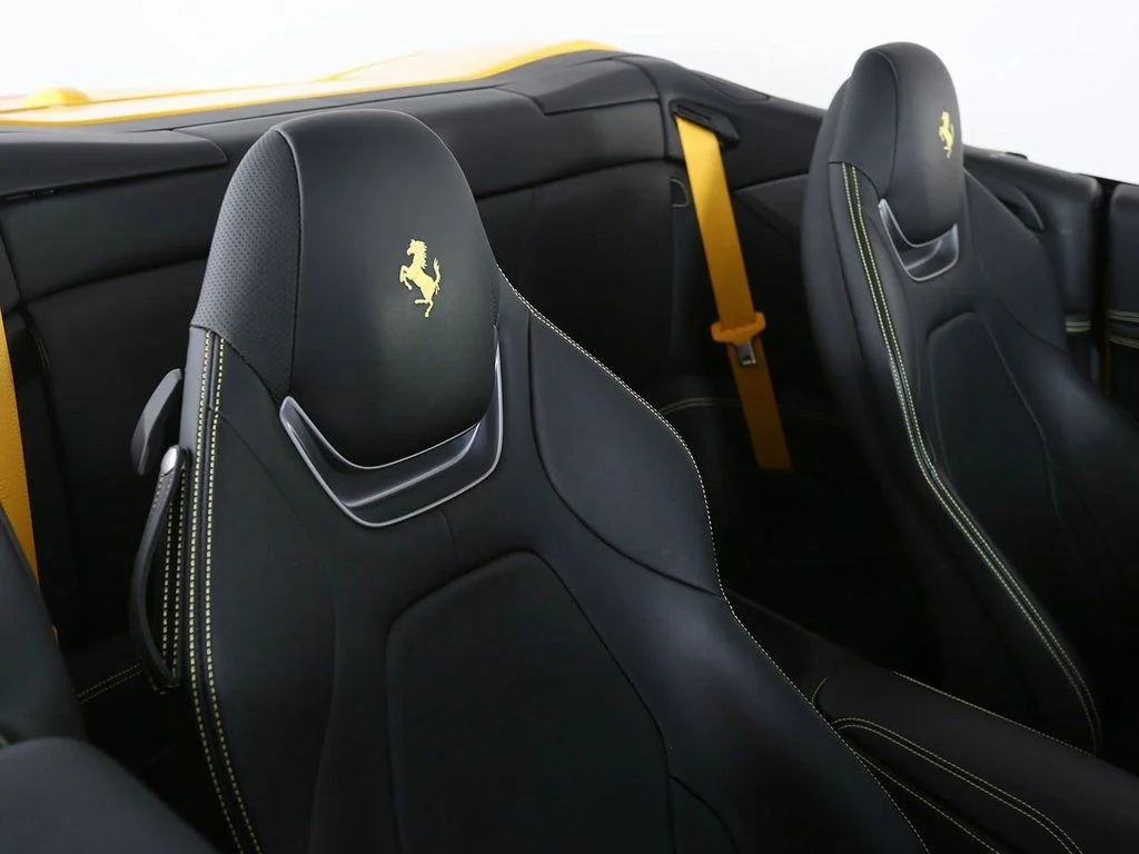 Used 2022 Yellow Ferrari M image 14