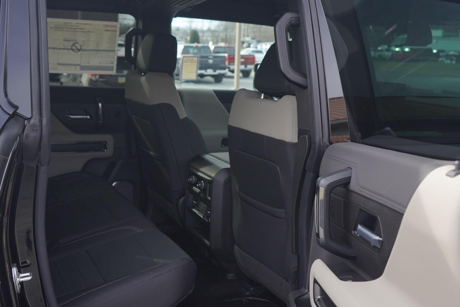 New 2026 Void Black GMC 2X image 31