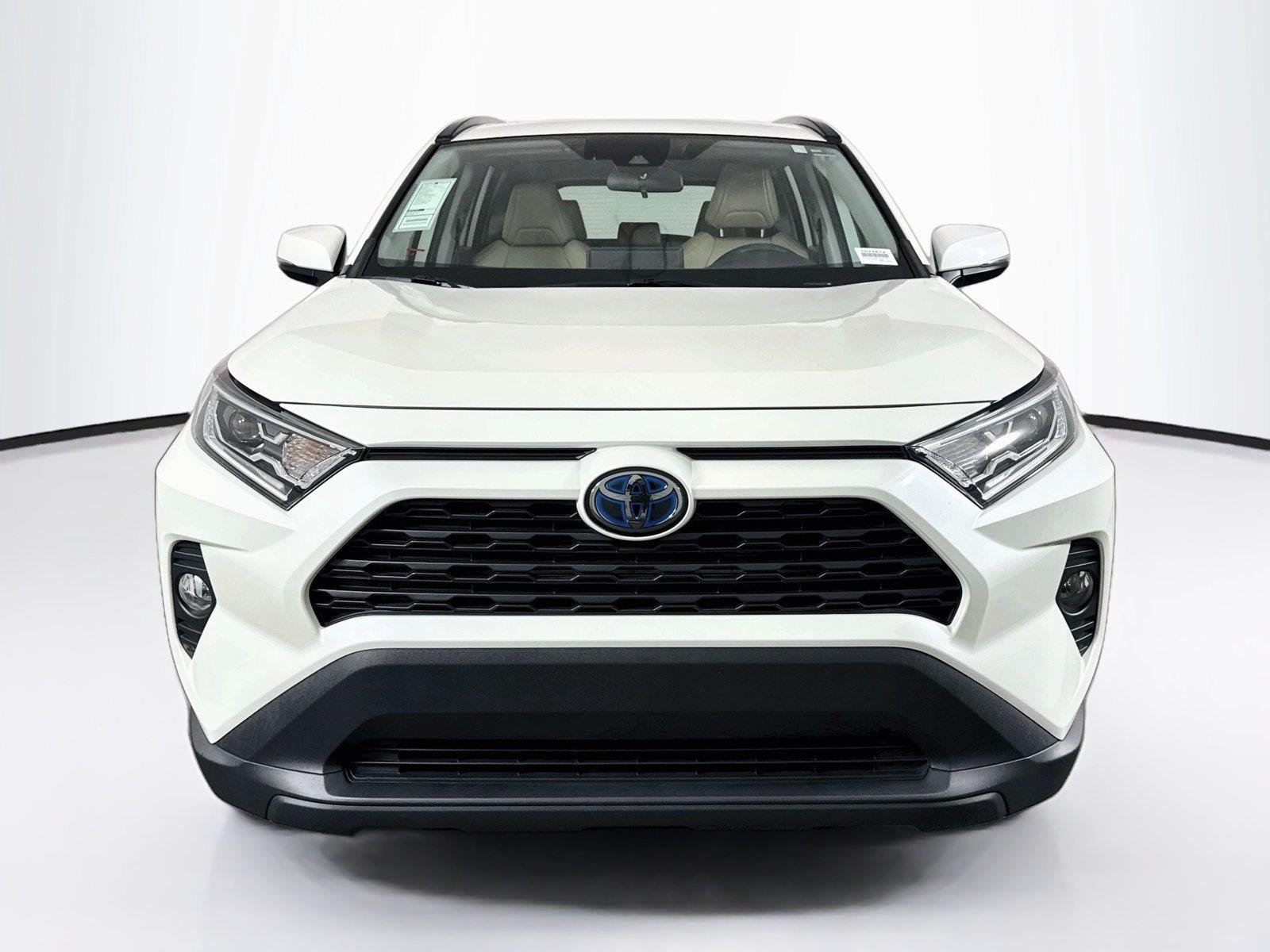 Used 2021 Blizzard Pearl Toyota XLE Premium image 8